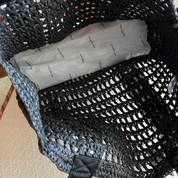 Karl Lagerfeld Paris Antivibes Straw Logo Strap Tote EUC - Picture 11 of 15